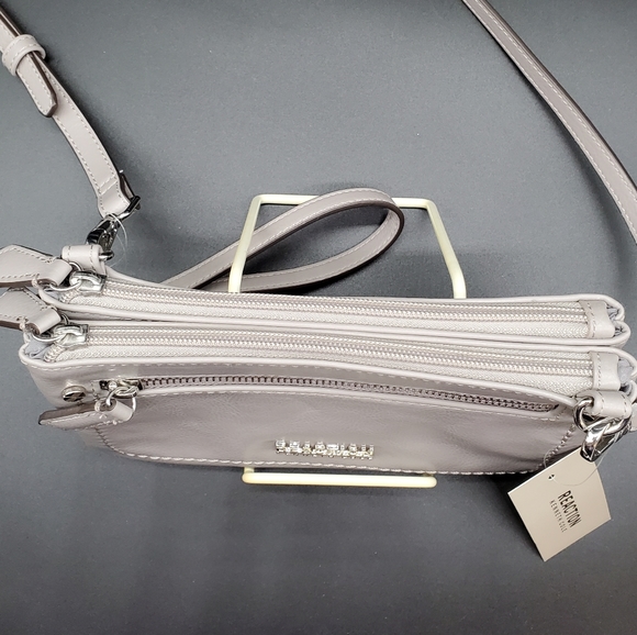 👜Kenneth Cole Reaction Crossbody Bag and Wristlet - Picture 2 of 10